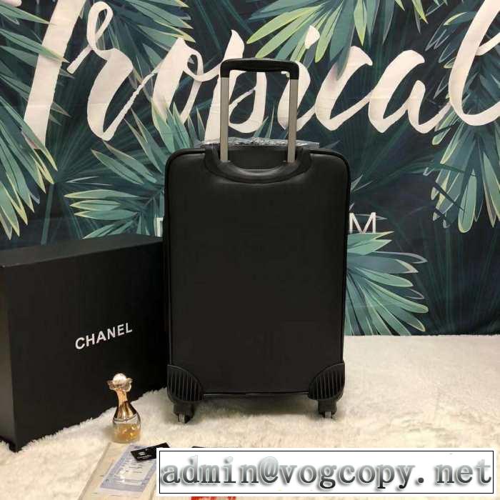 フェンディ FENDI 2019年最新ファッション スーツケース すごく稀少カラー やっと見つけた国内即発