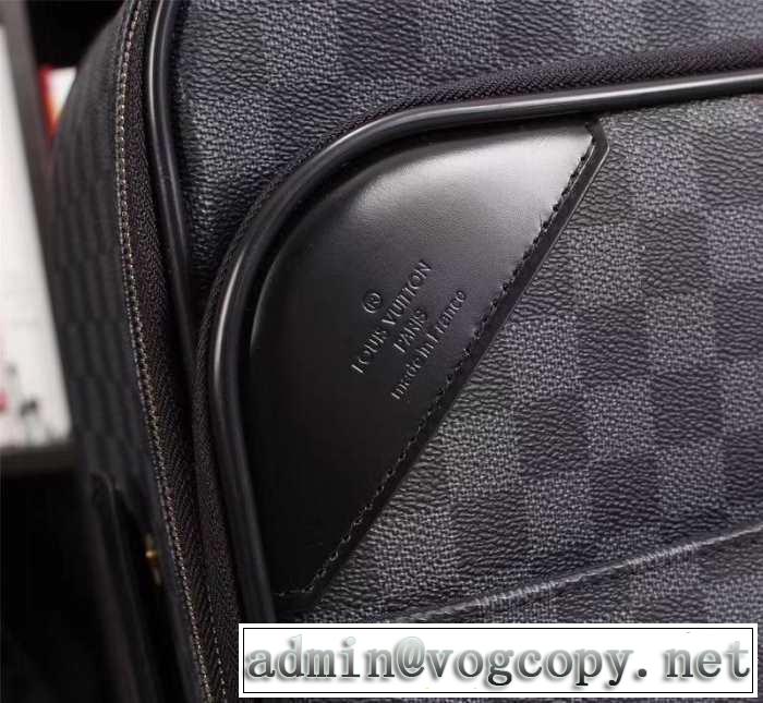 新作コレクションを見るLOUIS VUITTON  スーツケース ルイ ヴィトン2019SSのトレンド商品
