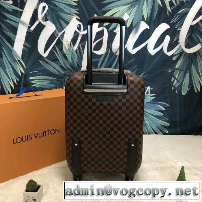 ルイ ヴィトン2019春夏の大注目トレンド LOUIS VUITTON  スーツケース 抜け感のあるキレイめ