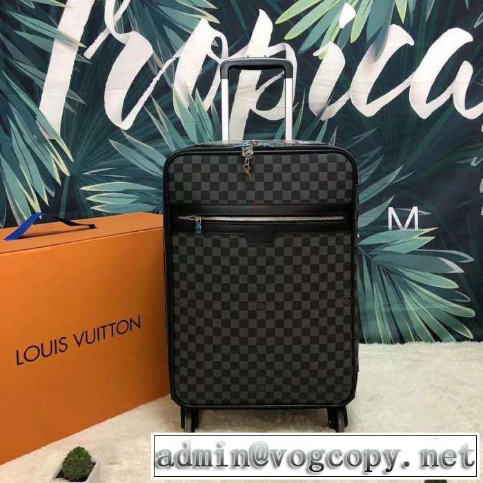 即完売 ルイ ヴィトン LOUIS VUITTON 2019SS スーツケース コーデ選ばずおしゃれのポイント