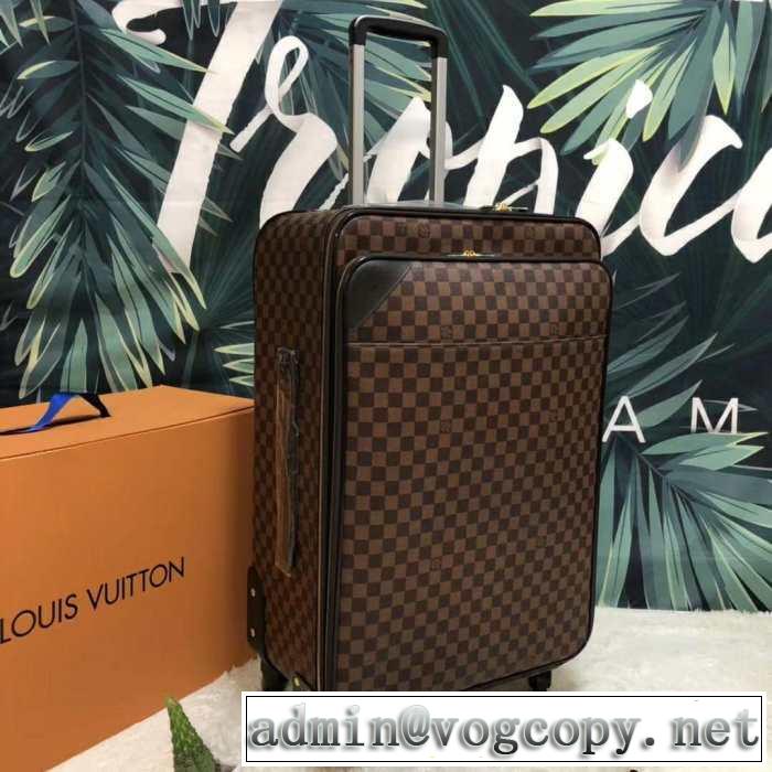 LOUIS VUITTON  春色の最旬の人気アイテムスーツケース ルイ ヴィトン2019年夏の一押しファッションアイテム