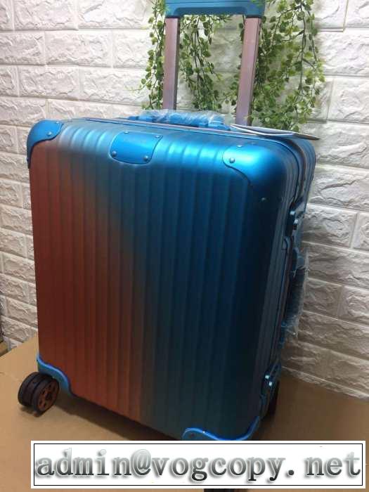 2019年春夏シーズンの人気 リモワ Rimowa今流行りの最新コレクション スーツケース