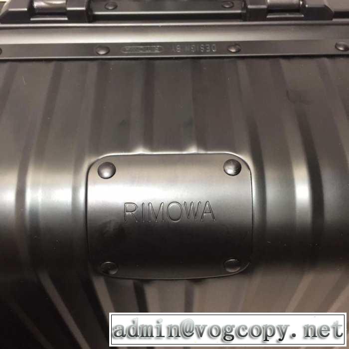 リモワ Rimowa デザイン抜群のアイテムスーツケース2019SSのトレンド商品 夏らしい季節感