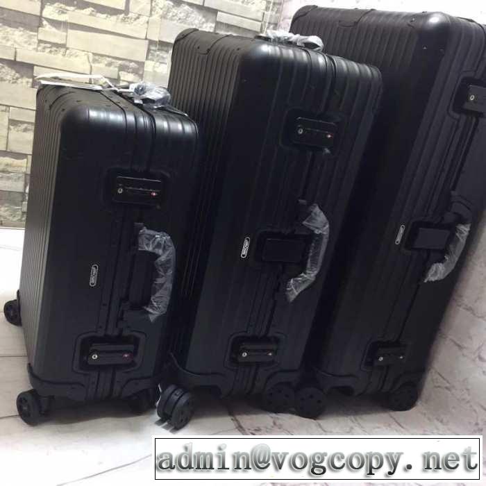 リモワ Rimowa デザイン抜群のアイテムスーツケース2019SSのトレンド商品 夏らしい季節感