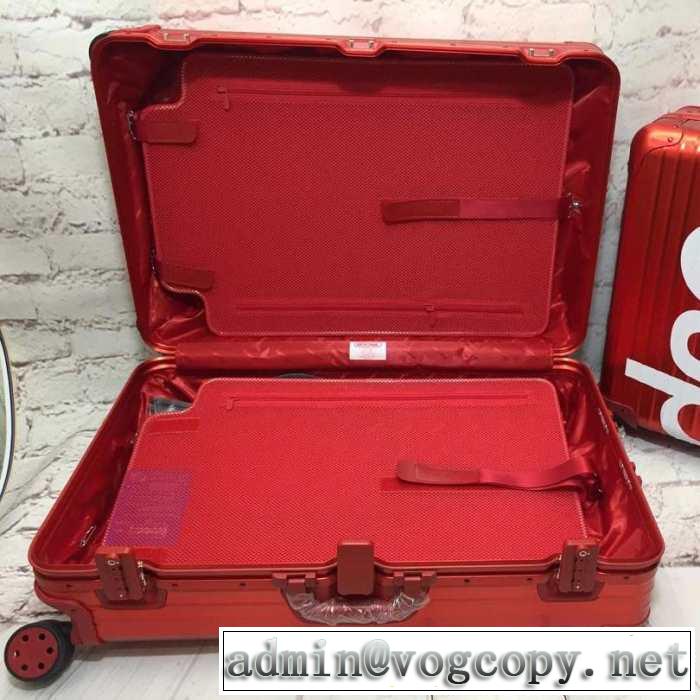 スーツケース 【2019年】夏のファッション シュプリーム SUPREME  おすすめな大人のトレンド 新色入荷