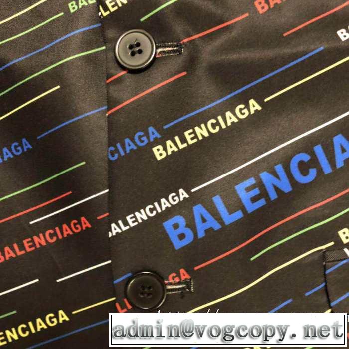2019-20秋冬トレンドファッション バレンシアガ BALENCIAGA  スーツ おしゃれでおすすめ今季トレンド