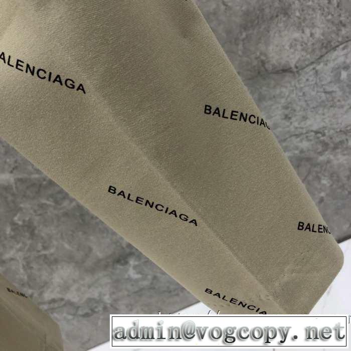 BALENCIAGA  スーツ 2019秋冬最重要アイテム おしゃれ感度が高い秋冬トレンド バレンシアガ