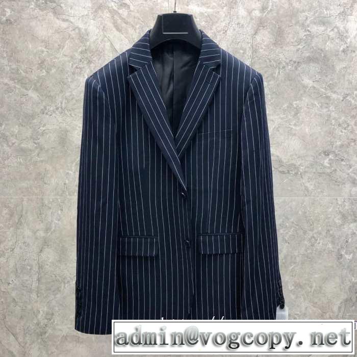 カジュアルコーデオシャレ バーバリー BURBERRY スーツ 2019秋のファッショントレンドはこれ