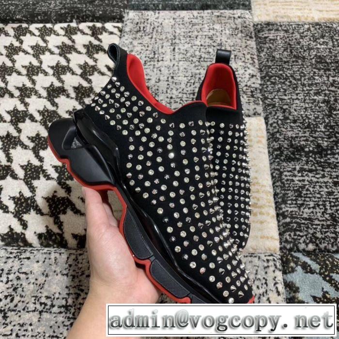 夏に良く似合うちょっと新品 2019春夏のトレンド新商品 クリスチャンルブタン Christian Louboutin スニーカー、靴 2色可選