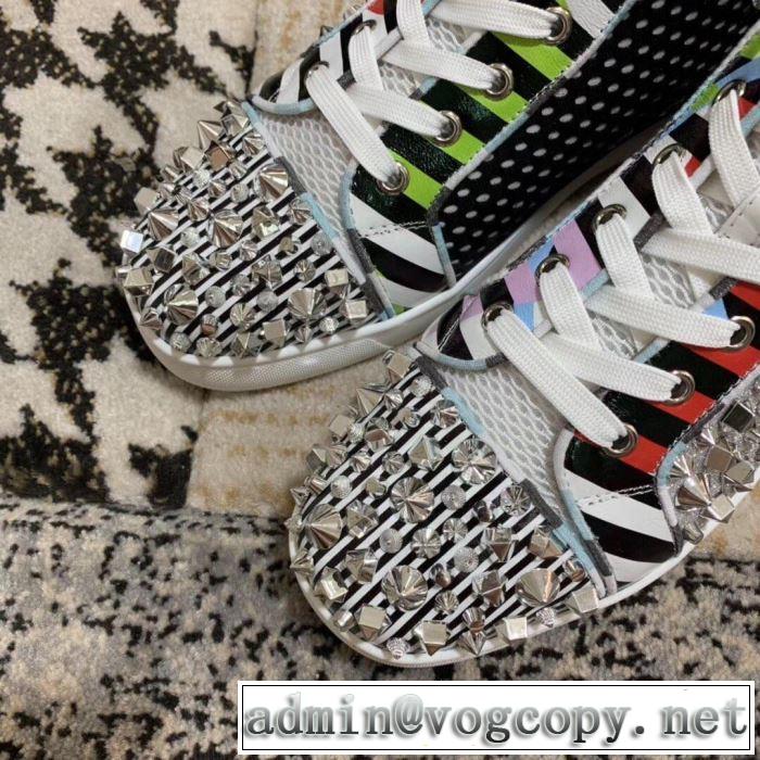 クリスチャンルブタン Christian Louboutin スニーカー、靴 2色可選 《2019年》今、注目のストリート 暑い季節も大活躍