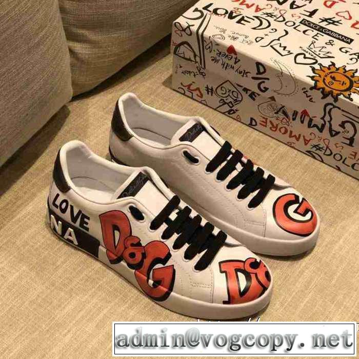 ランニングシューズ 秋服コーデ2019年版 ドルチェ＆ガッバーナ 大胆なチェックの人気トレンド Dolce&Gabbana  2019秋冬トレンドアイテム
