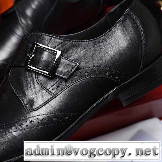 2019年春夏のトレンドアイテム 今季トレンドの限定アイテム FERRAGAMO サルヴァトーレフェラガモ カジュアルシューズ