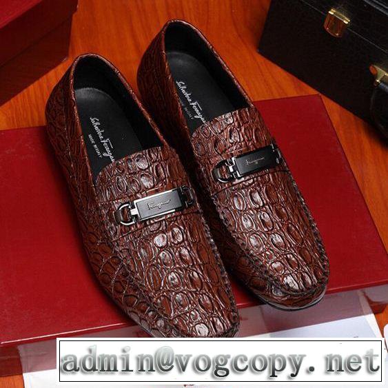 2019年春夏流行ファッション まずは定番！人気アイテム FERRAGAMO サルヴァトーレフェラガモ カジュアルシューズ 2色可選