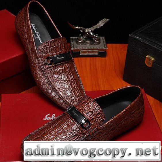 2019年春夏流行ファッション まずは定番！人気アイテム FERRAGAMO サルヴァトーレフェラガモ カジュアルシューズ 2色可選