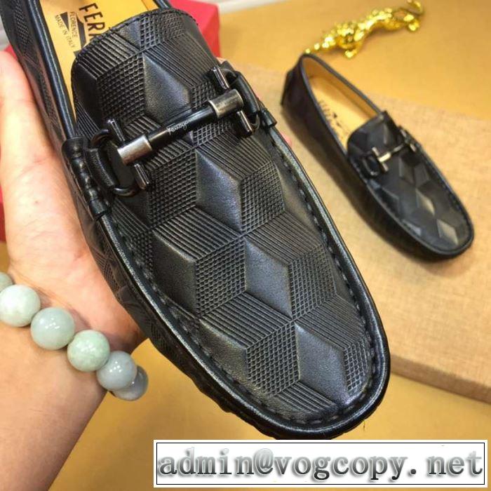 2019春夏トレンドアイテム 春夏シンプルファッションでOK！ サルヴァトーレフェラガモ FERRAGAMO カジュアルシューズ