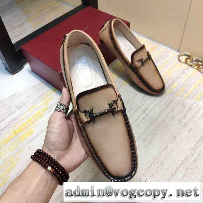 今シーズン注目のアイテムローファー  サルヴァトーレフェラガモ FERRAGAMO 2019秋断然ブランド推し 秋冬コーデと相性がいい