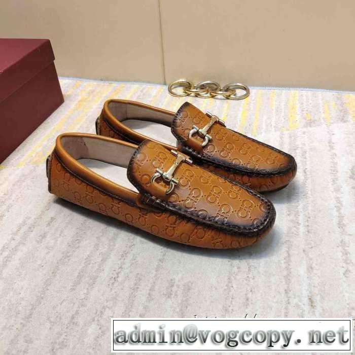 サルヴァトーレフェラガモ FERRAGAMO 2019年秋冬に欠かせない  ローファー 今から取り入れられるトレンド