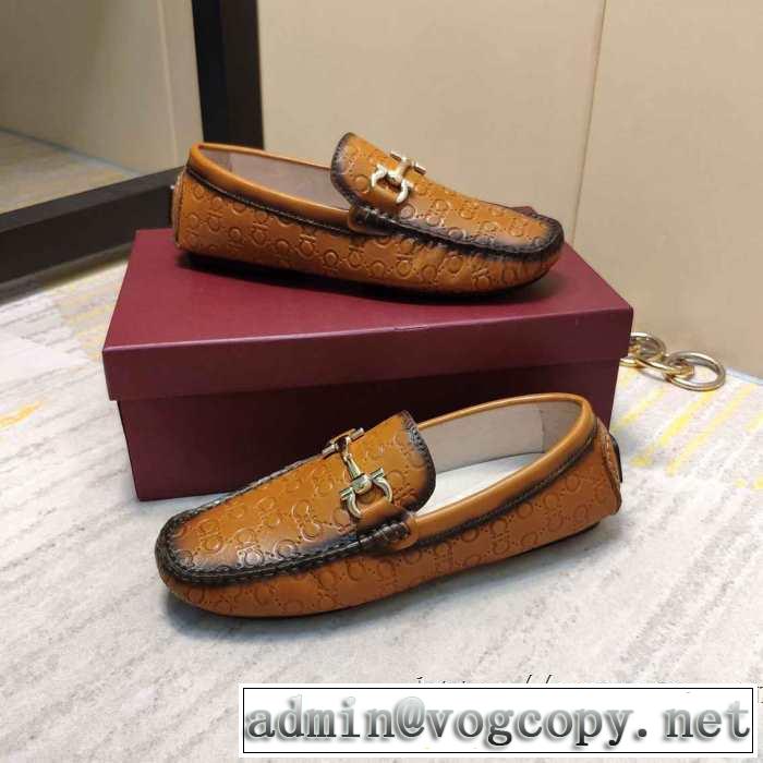 サルヴァトーレフェラガモ FERRAGAMO 2019年秋冬に欠かせない  ローファー 今から取り入れられるトレンド