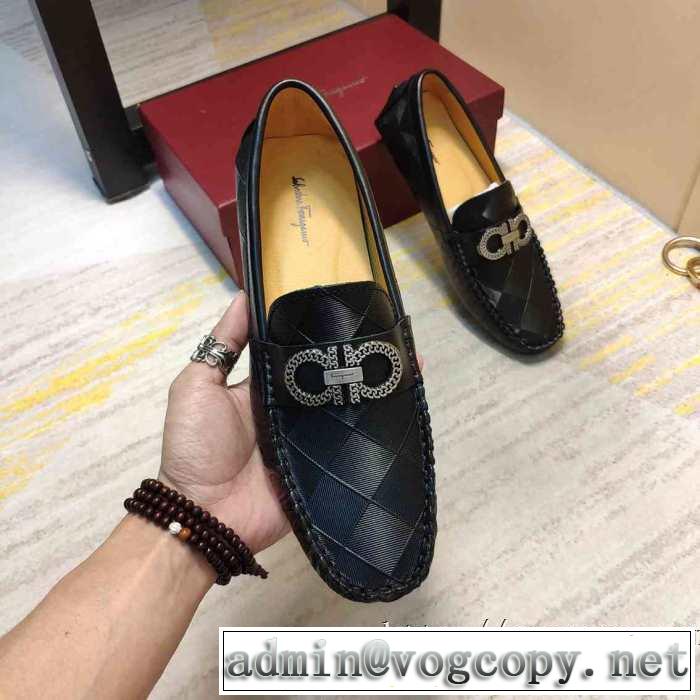 FERRAGAMO トレンド入り確実最新コレクション サルヴァトーレフェラガモ  活躍するトレンドアイテム ローファー