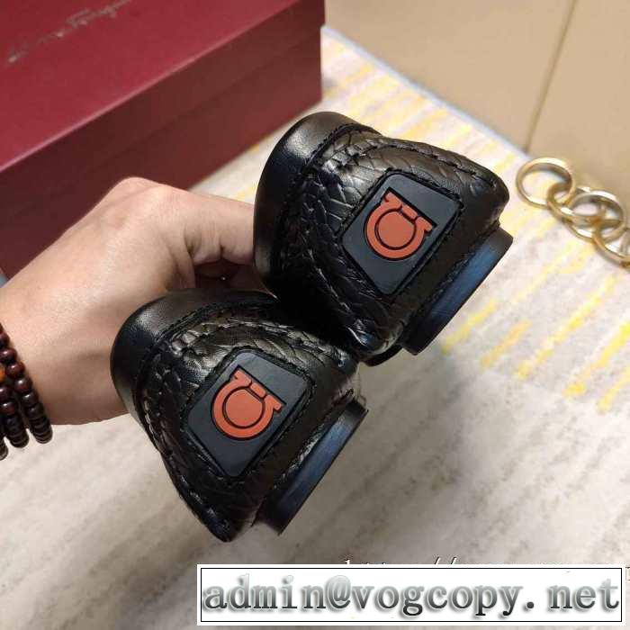 サルヴァトーレフェラガモ2019トレンドファッション新品  FERRAGAMO ローファー おしゃれでおすすめ今季トレンド