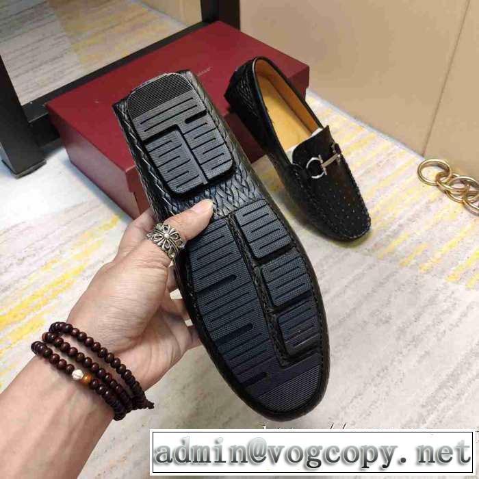 サルヴァトーレフェラガモ2019トレンドファッション新品  FERRAGAMO ローファー おしゃれでおすすめ今季トレンド