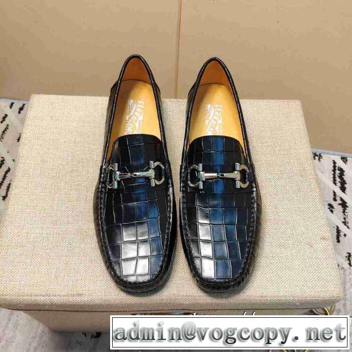 気になる2019年秋のファッション サルヴァトーレフェラガモ 最新秋冬トレンドをチェック FERRAGAMO ローファー 秋冬流行りファション