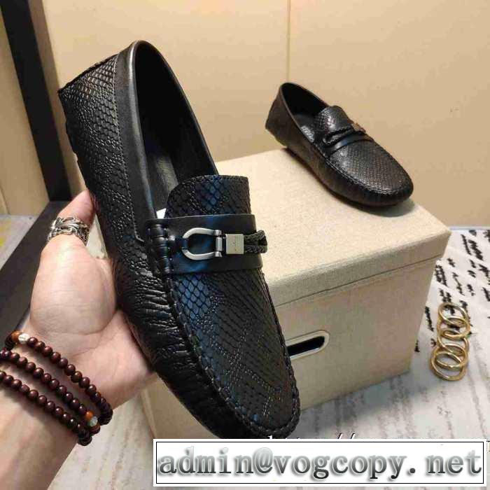 今年の流行りファション サルヴァトーレフェラガモ【2019秋冬トレンド】押さえておきたい  FERRAGAMO 秋にこれがはやりそうローファー
