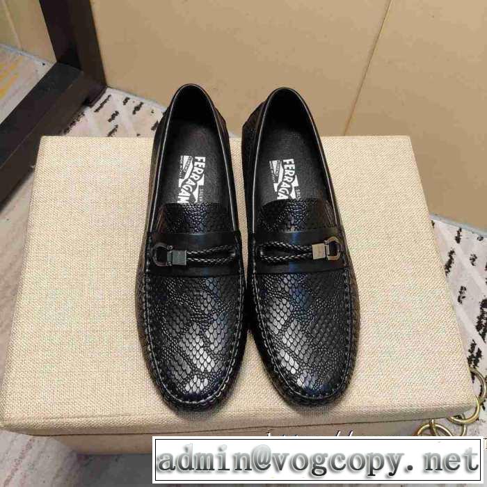 今年の流行りファション サルヴァトーレフェラガモ【2019秋冬トレンド】押さえておきたい  FERRAGAMO 秋にこれがはやりそうローファー