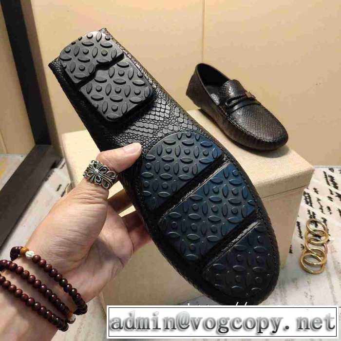 今年の流行りファション サルヴァトーレフェラガモ【2019秋冬トレンド】押さえておきたい  FERRAGAMO 秋にこれがはやりそうローファー