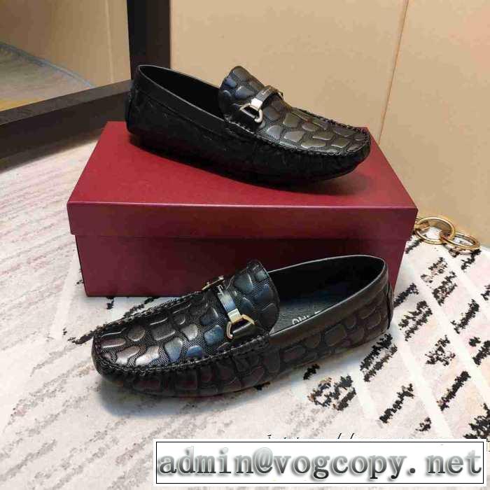 着心地もなめらかで快適 サルヴァトーレフェラガモ2019トレンドカラー秋冬セール  FERRAGAMO ローファー とにかく完璧ブランド新作