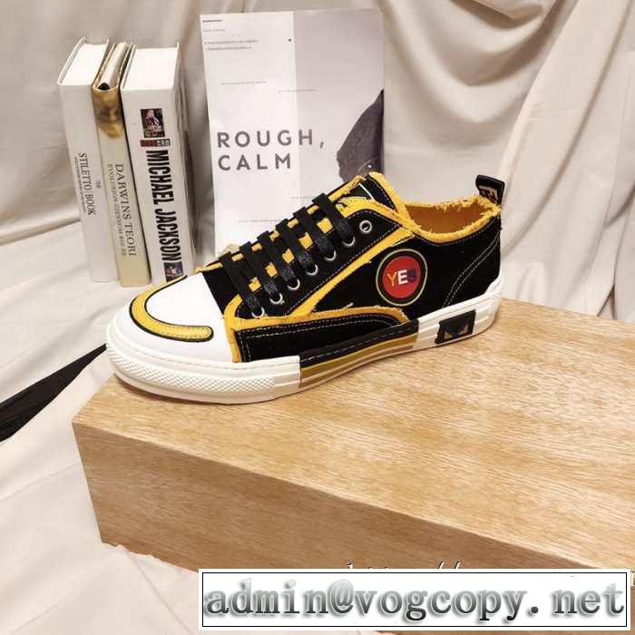 ランニングシューズ 秋ファションのトレンド フェンディ 一番おしゃれ秋冬トレンド FENDI おしゃれさんはいち早く取り  2019秋に注目したい