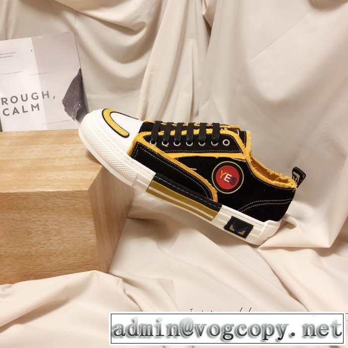 ランニングシューズ 秋ファションのトレンド フェンディ 一番おしゃれ秋冬トレンド FENDI おしゃれさんはいち早く取り  2019秋に注目したい