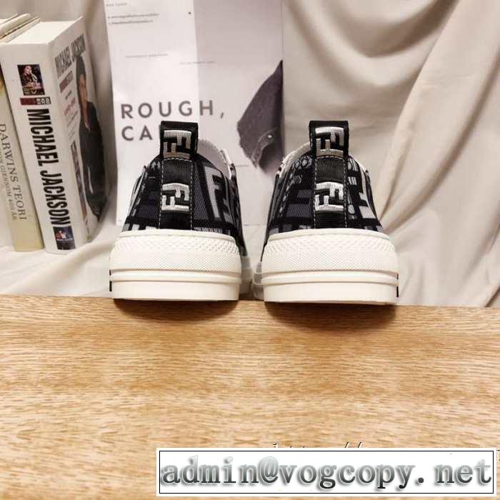 秋冬にお世話になる定番 フェンディ FENDI 2019トレンド秋冬おすすめ安い ランニングシューズ 毎日はちょっとイイ秋冬新品