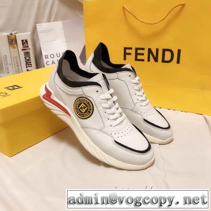 FENDI  ファッショントレンドを早速チェック 最速2019秋冬トレンドブランド フェンディ最高にCOOL秋冬新作 ランニングシューズ