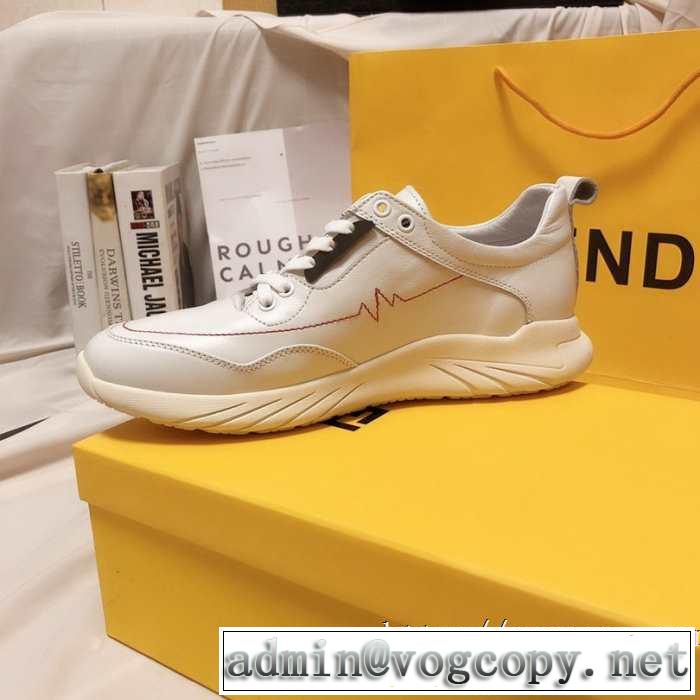 ランニングシューズ 今年らしい新しい人気色 フェンディ【2019秋冬】今きてる最先端ブランド  FENDI 現在流行中のおすすめ人気