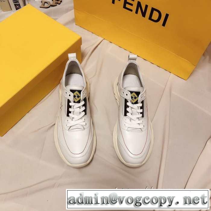 ランニングシューズ 今年らしい新しい人気色 フェンディ【2019秋冬】今きてる最先端ブランド  FENDI 現在流行中のおすすめ人気