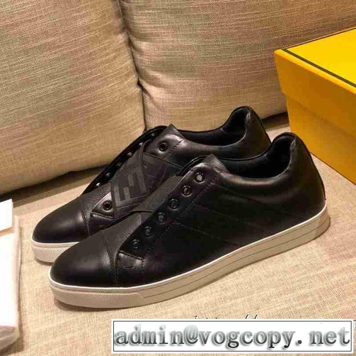 ランニングシューズ おススメの秋冬アイテムをCHECK フェンディ FENDI2019トレンドファッション新品 今季トレンドをうまく取り