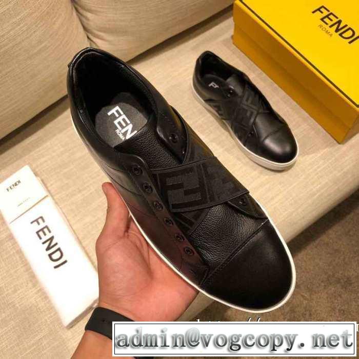 ランニングシューズ おススメの秋冬アイテムをCHECK フェンディ FENDI2019トレンドファッション新品 今季トレンドをうまく取り