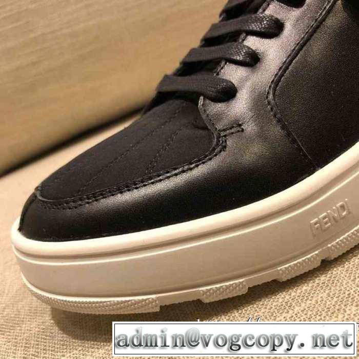 フェンディ お洒落で秋冬注目トレンド FENDI【2019秋冬】の注目トレンド  ランニングシューズ オシャレスタイルが今年流