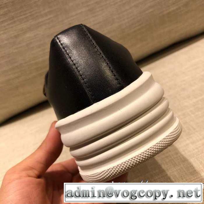 フェンディ お洒落で秋冬注目トレンド FENDI【2019秋冬】の注目トレンド  ランニングシューズ オシャレスタイルが今年流