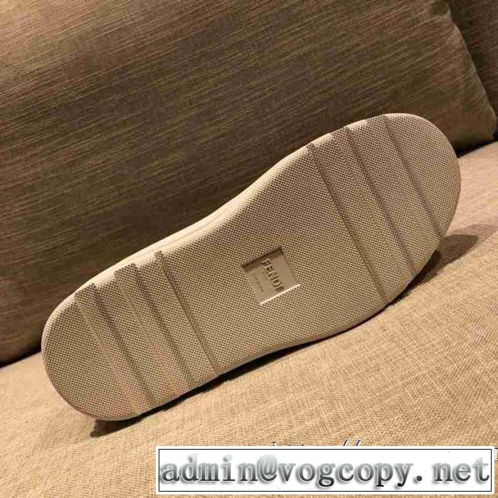 フェンディ お洒落で秋冬注目トレンド FENDI【2019秋冬】の注目トレンド  ランニングシューズ オシャレスタイルが今年流