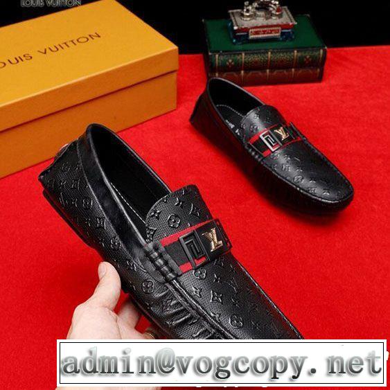 カジュアルシューズ 2019年最新ファッション 春夏シンプルファッションでOK！ LOUIS VUITTON ルイ ヴィトン