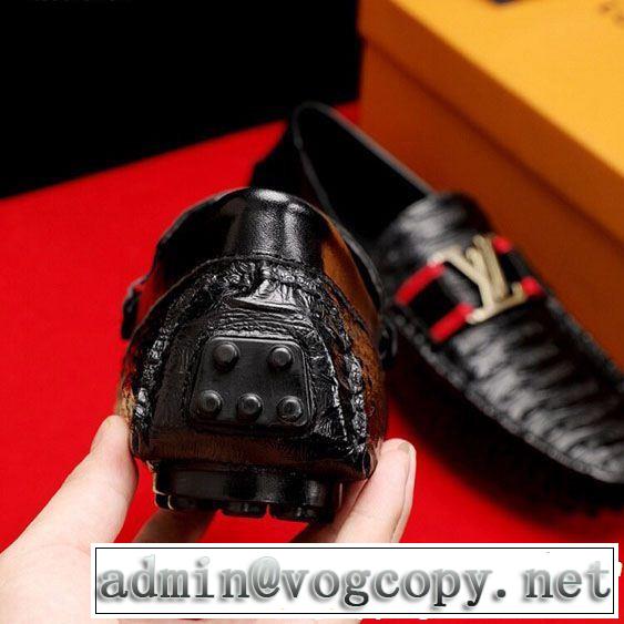 カジュアルシューズ 2019年春夏のトレンドアイテム 旬の気分を絶妙に LOUIS VUITTON ルイ ヴィトン