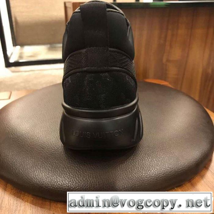 カジュアルシューズ 2019年の春夏に着たい 2019年春夏流行ファッション LOUIS VUITTON ルイ ヴィトン