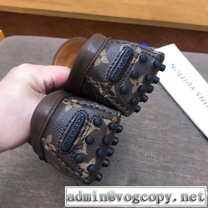 まずは定番！人気アイテム 2019春夏のトレンド新商品 LOUIS VUITTON ルイ ヴィトン カジュアルシューズ 2色可選