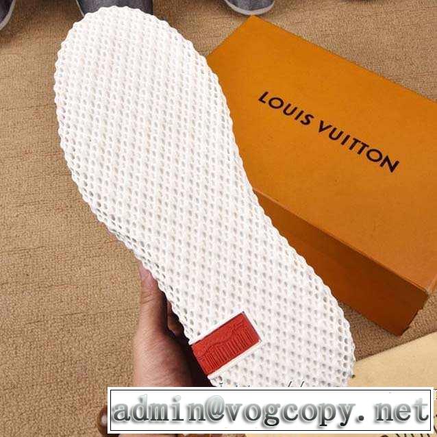 秋冬にお世話になる定番 ルイ ヴィトン 優しいのに存在感 LOUIS VUITTON  ランニングシューズ 2020秋冬流行ファション