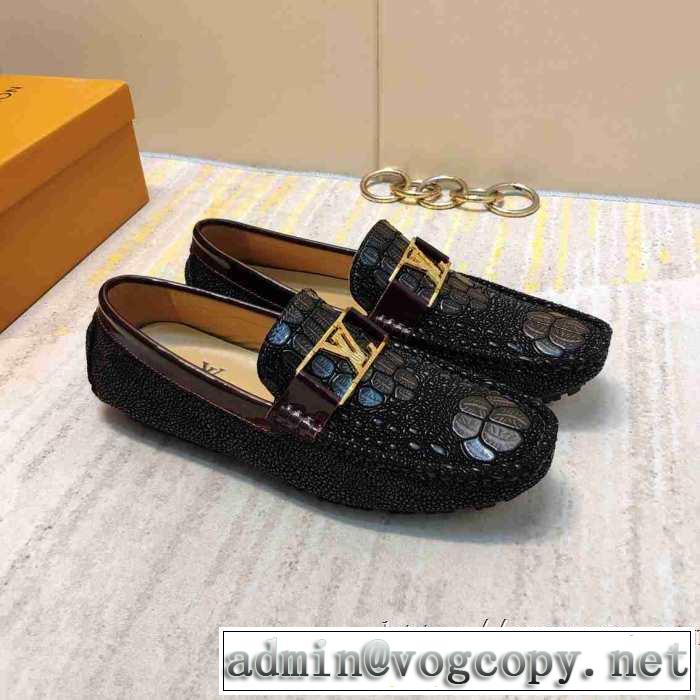 おしゃれ感度が高い秋冬トレンド ルイ ヴィトン寒い季節トレンド上品 LOUIS VUITTON ローファー 先取り 2019/2020秋冬ファッション