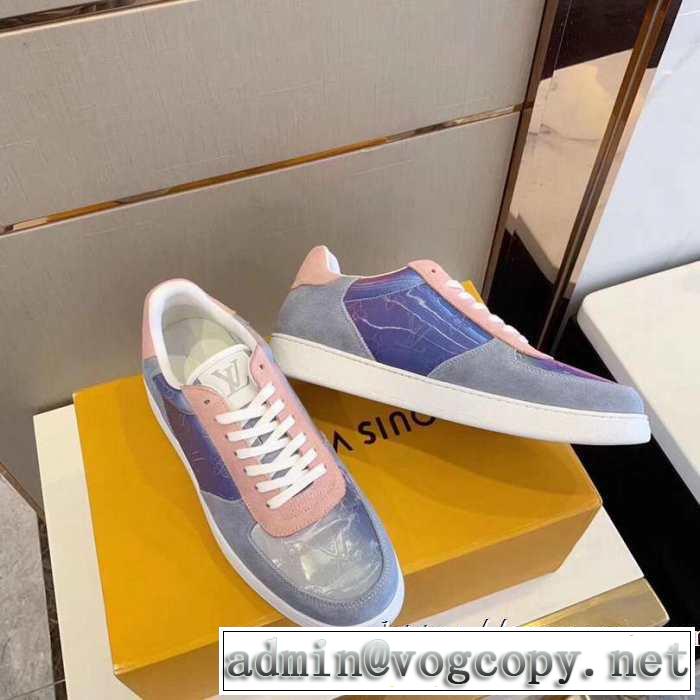 ルイ ヴィトン LOUIS VUITTON 大人かわいい秋冬コーデを楽しみ  ランニングシューズ 2019秋のファッショントレンドはこれ