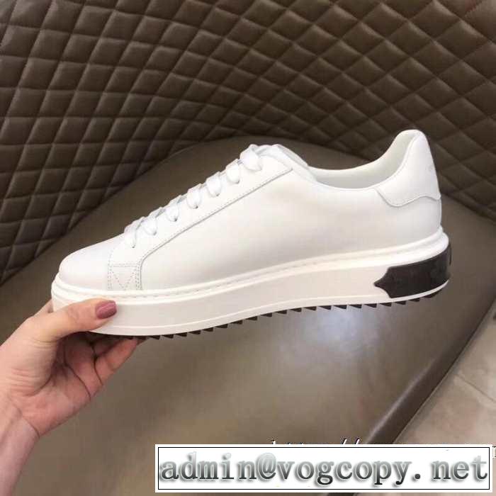 ルイ ヴィトン 人気ブランドの新作秋冬トレンド LOUIS VUITTON 気になる2019年秋のファッション ランニングシューズ