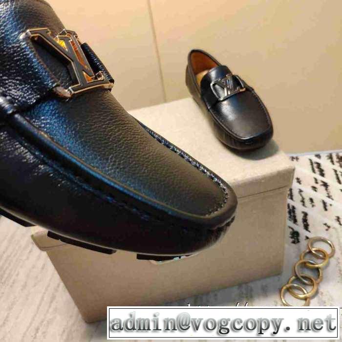 ローファー お洒落で秋冬注目トレンド ルイ ヴィトンオシャレスタイルが今年流  LOUIS VUITTON 【2019秋冬】の注目トレンド